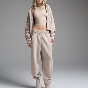 ✨ SALE NWT Skims Vintage Fleece Sweatpant Stone Medium